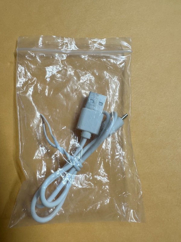 Heavy duty white 19″ Micro USB cables for phones, cameras, gps or more.