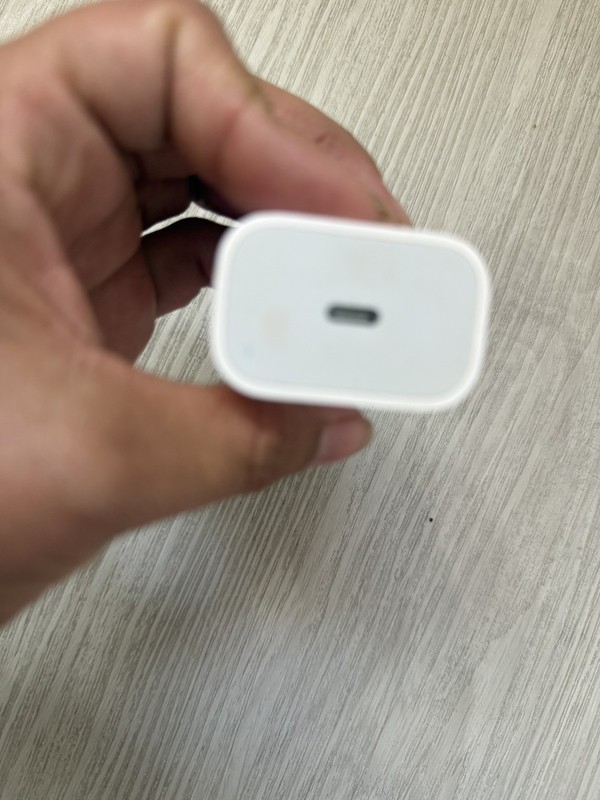 Genuine OEM Apple A2305 20W USB-C Power Adapter Wall Charger MHJA3AM/A White gallery