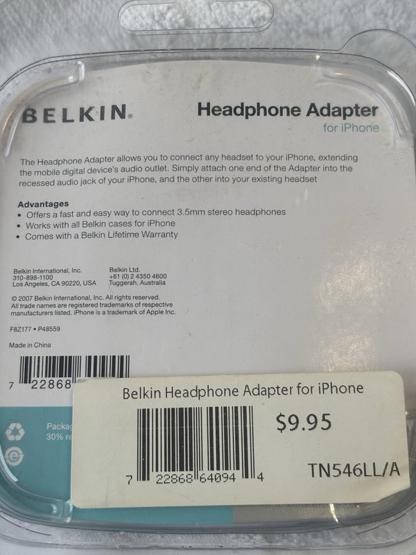 Belkin 3.5mm M to 3.5mm F Headphone Adapter for iPhone/iPod - Black (P48560)NEW gallery