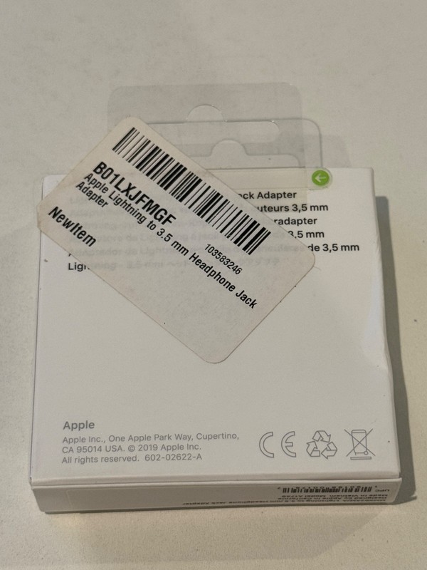 Apple Lightning to 3.5mm Jack Audio Adapter-White+Free 1st Class Mail Shipping gallery