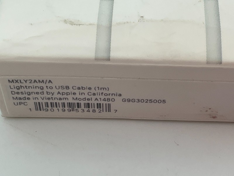 Apple Lightning to USB-A Cable 1 meter MXLY2AM/A ✅❤️️✅❤️️ NEW! SEALED! gallery