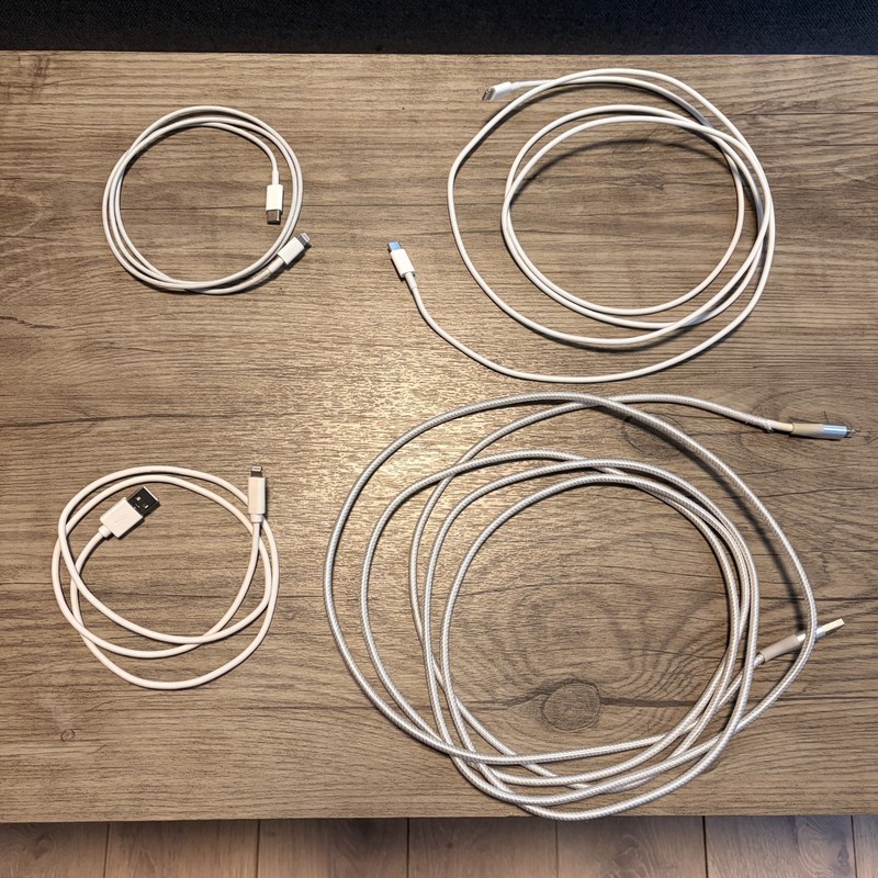 Lot Of 4 Lightning Cables – 2x USB-C to Lightning, 2x USB-A to Lightning