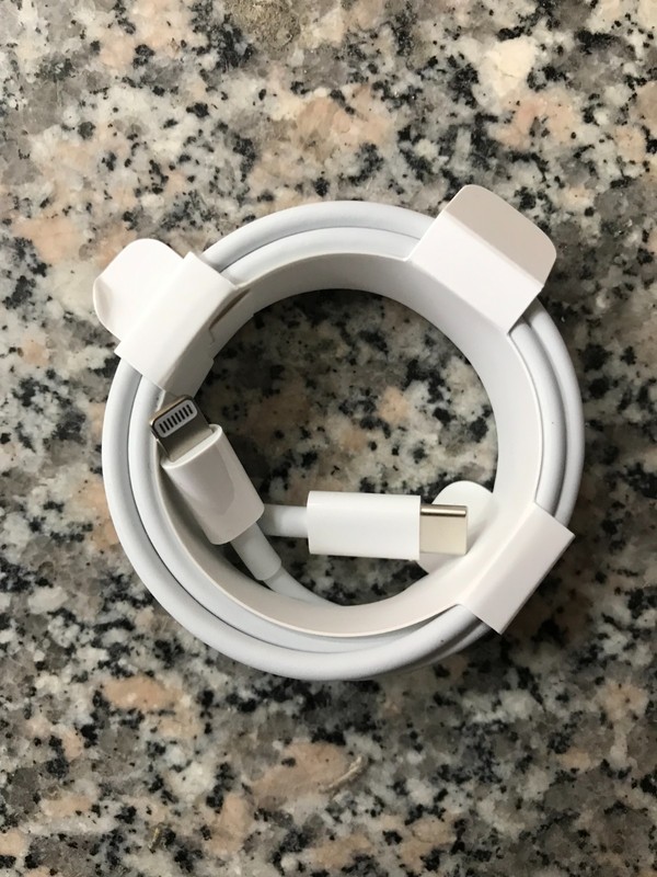 Genuine Apple USB-C Power Adapter 20W 35W 96W Fast Charger MacBook iPhone iPad gallery