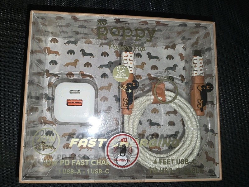 DACHSHUND Fast Charging USB-C to USB-C Cable 20W Wall Charger Power Delivery NIP