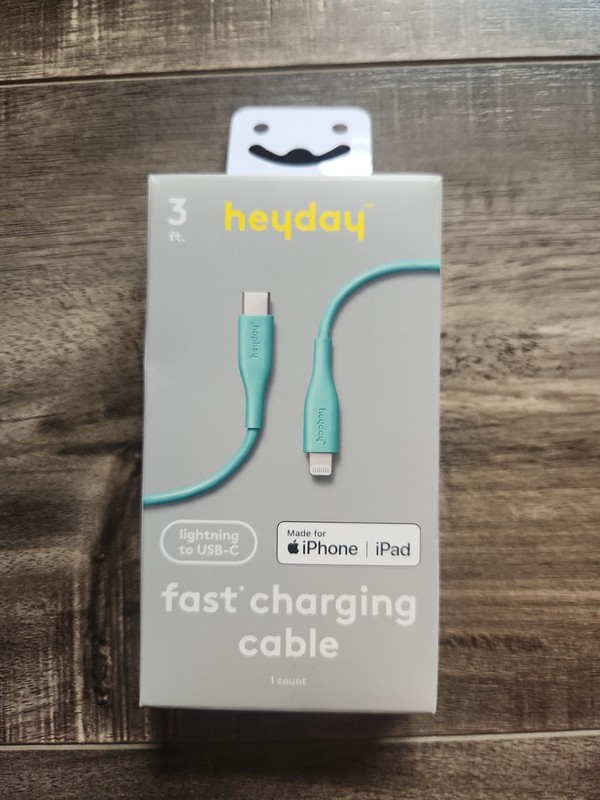 Heyday 3′ Lightening To USB-C Fast Charging Cable Turquoise Made For iPhone iPad