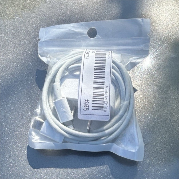 White Flexible Universal Charging Cable, Plastic, Retail Packaging, 10ft Usb c