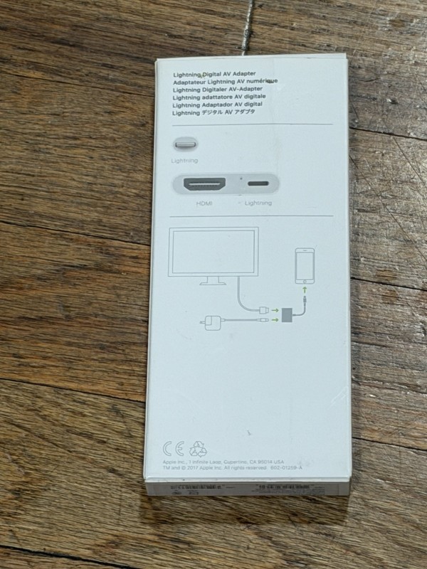 Apple Lightning to Digital AV Adapter MD826AM/A A1438 White HDMI gallery