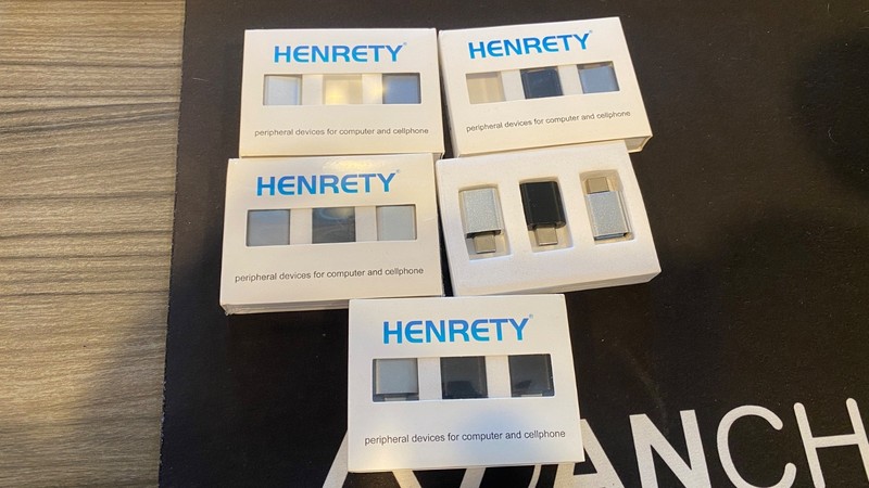 Lot of 13 Henrety USB C Female to USB A Male Adapter Grey & Black