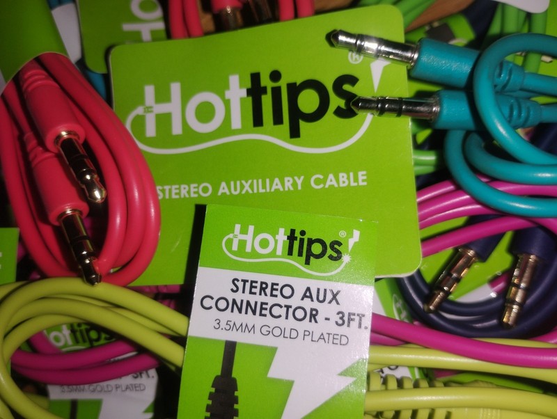 LOT OF 2- 3.5mm gold plated 3 foot Hottips Brand Auxillary Cable –