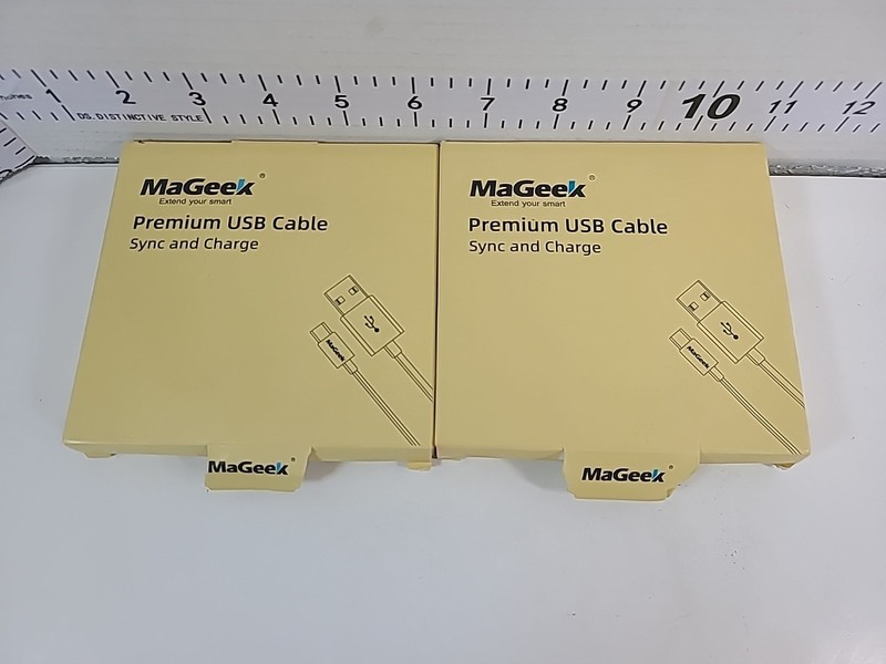 2x MaGeek Premium 6' USB Cable Sync And Charge USB 2.0 To Micro B gallery