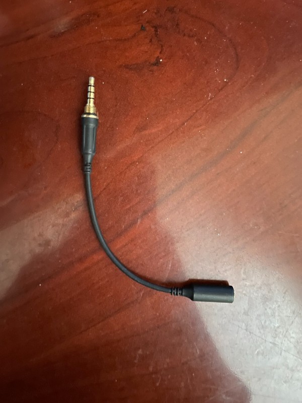 Lifeproof headphone adapter cable