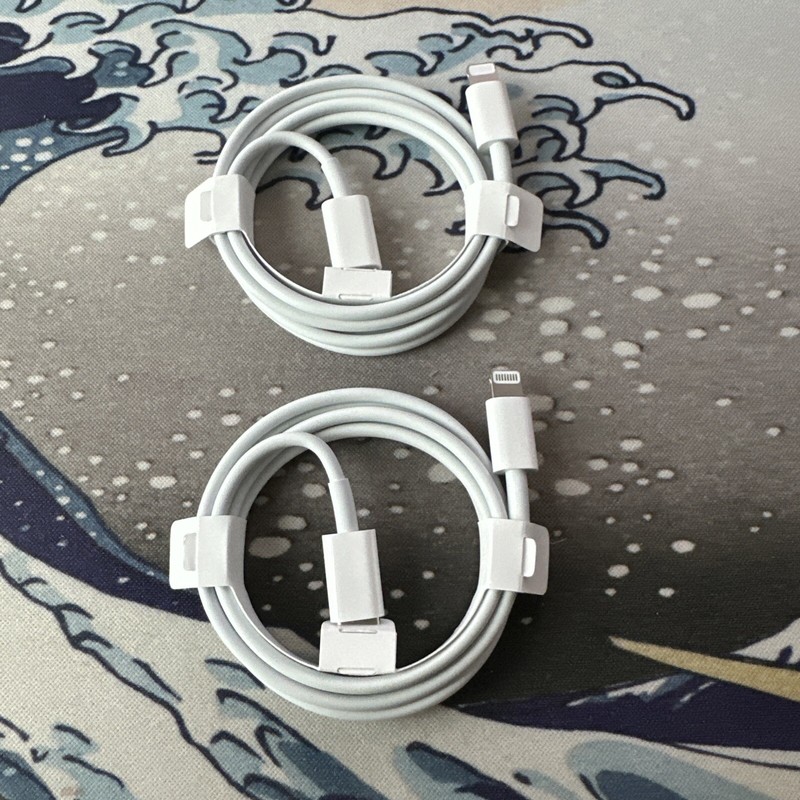 2 X Authentic Apple USB Type-C to Lighting Cable Charging Chord - New - No Box gallery