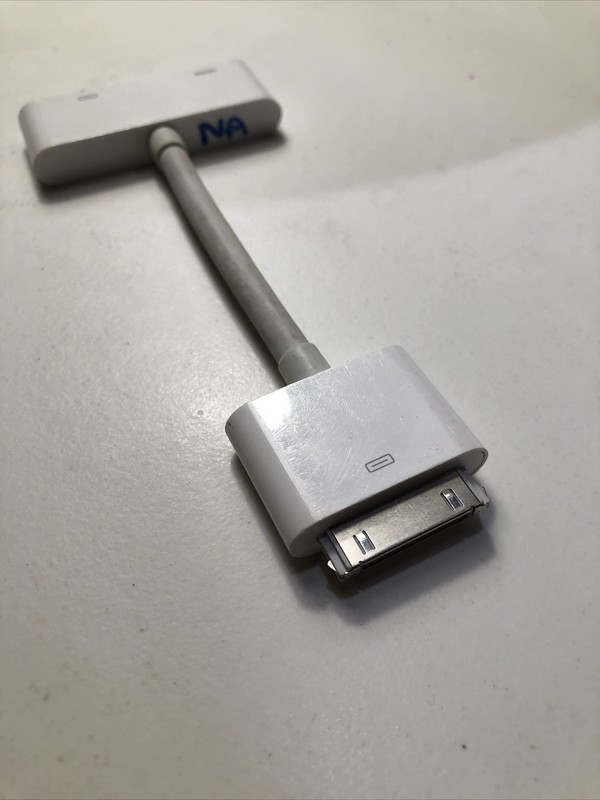 iPad 30 pin Apple iPhone and iPad mirroring cable To HDMI With Charger Support gallery