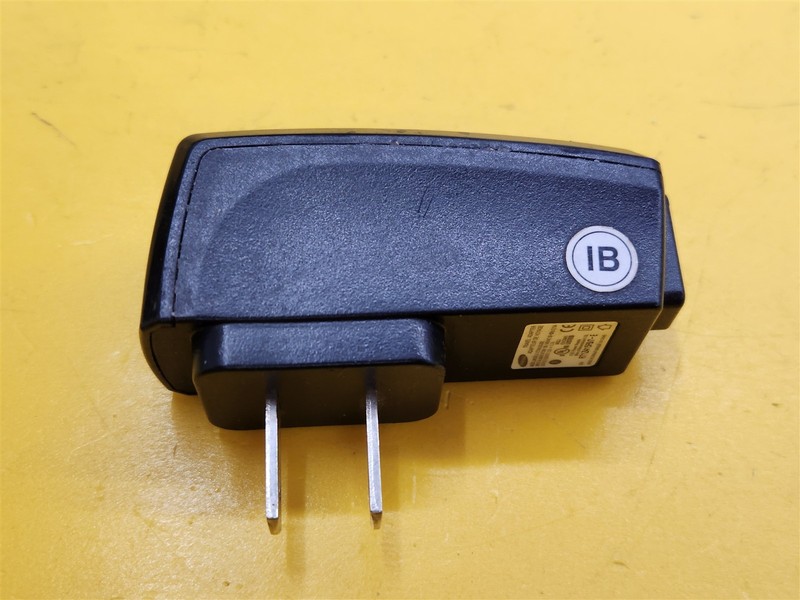 ⭐️⭐️⭐️⭐️⭐️ Samsung Power Adapter Cube ETA0U20JBE 5.0V DC 0.7A gallery