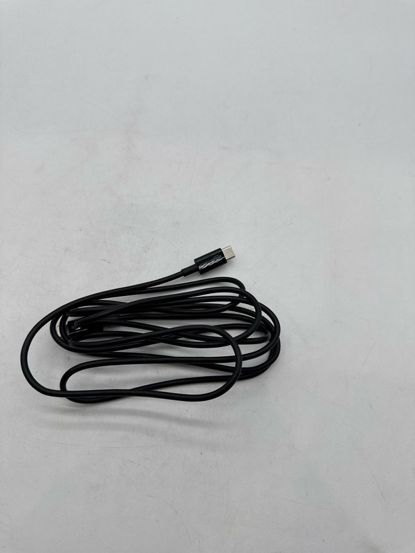 Amazon Basics L6LUC025-CS-R USB-C to USB-C 2.0 Fast Charging Cable 6ft Black