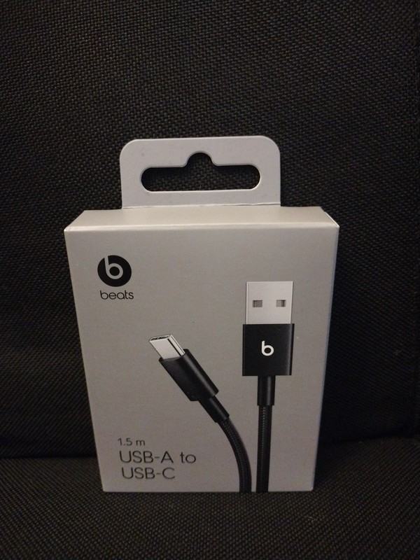 Beats – USB-A to USB-C Woven Cable – Bolt Black new sealed