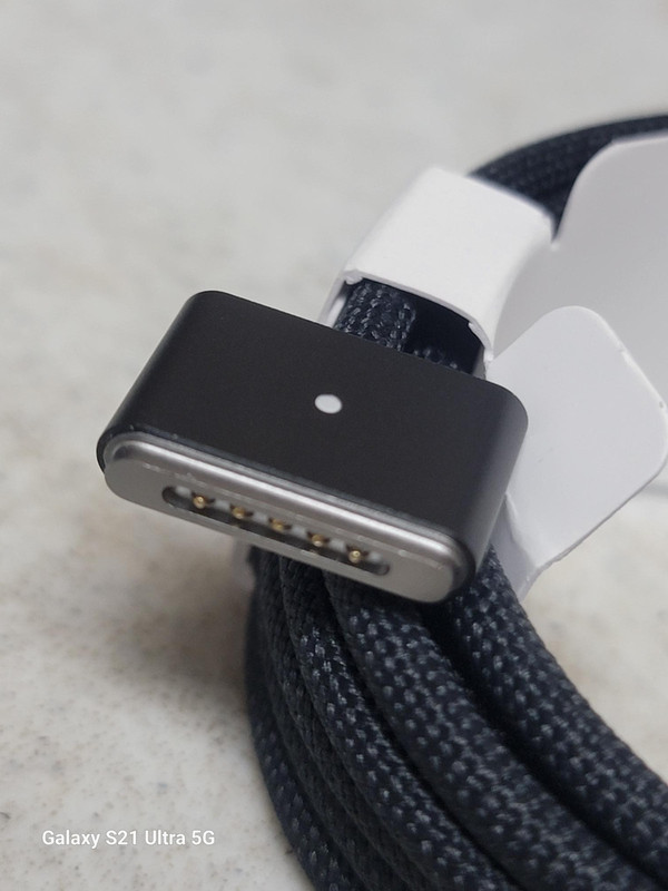 NEW Genuine Apple USB-C to Magsafe 3 Cable (2M) 6 Feet Space Black gallery