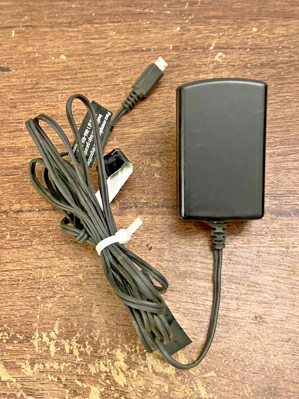 Mini USB AC/DC Adapter Model SSW-2053 5V 1.1A Charger