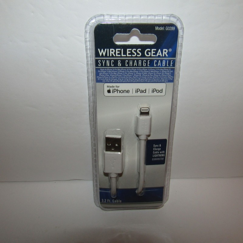 Wireless Gear Sync & Charge Cable For iPhone 3.2 Foot Cable iPad New