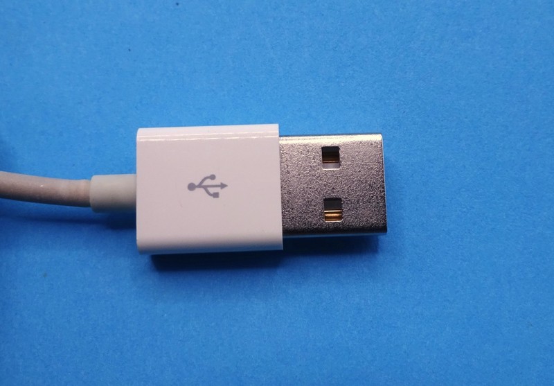Genuine Apple 30-pin to USB Data Cable MA591G/C For iPad iPod iPhone gallery