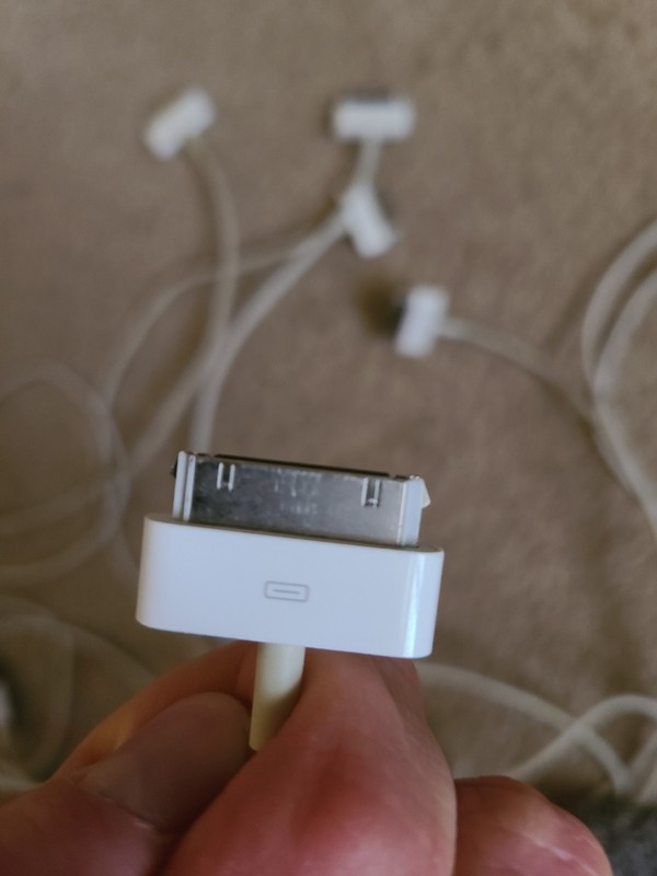 5 Original Apple USB Charger Data Sync Cable for iPhone 4/4S, 3S, iPod, iPad 2/3 gallery