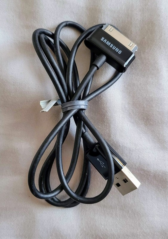 OEM Samsung Galaxy Tab USB 30 Pin Wide Data Cable – Fits Older Tab Tablets