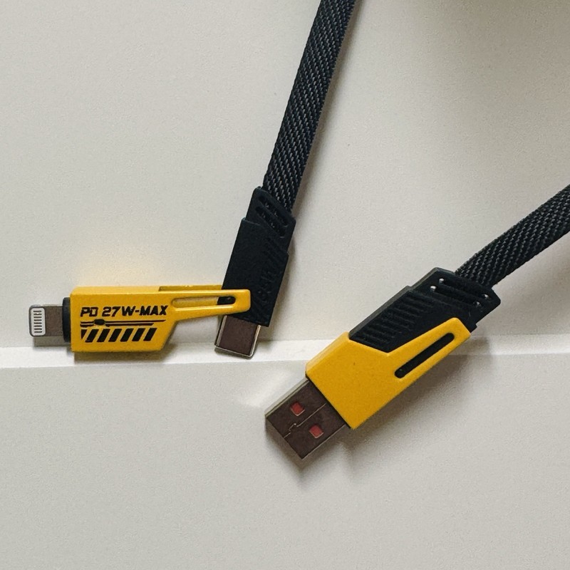 65W Fast Charging Type C + USB to Type C 2-in-1 Power Supply Cable &Apple USB-A gallery
