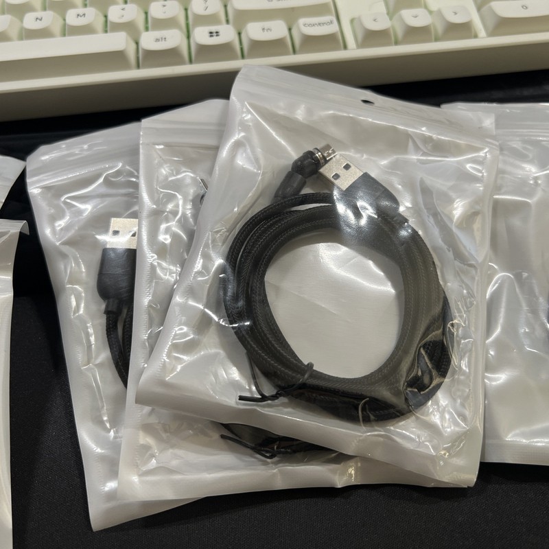 Stalin 360 Magnetic Charging Cable - Micro USB gallery