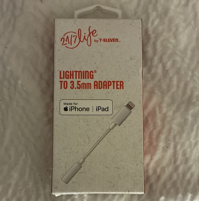 24/7 Life by 7-Eleven iPhone to 3.5mm Audio Adapter White MPN 161005