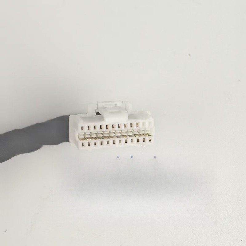 Brand new Dell R750XS 2U MIC R1 15/16G OEM cable R4C4X 0R4C4X 42cm gallery