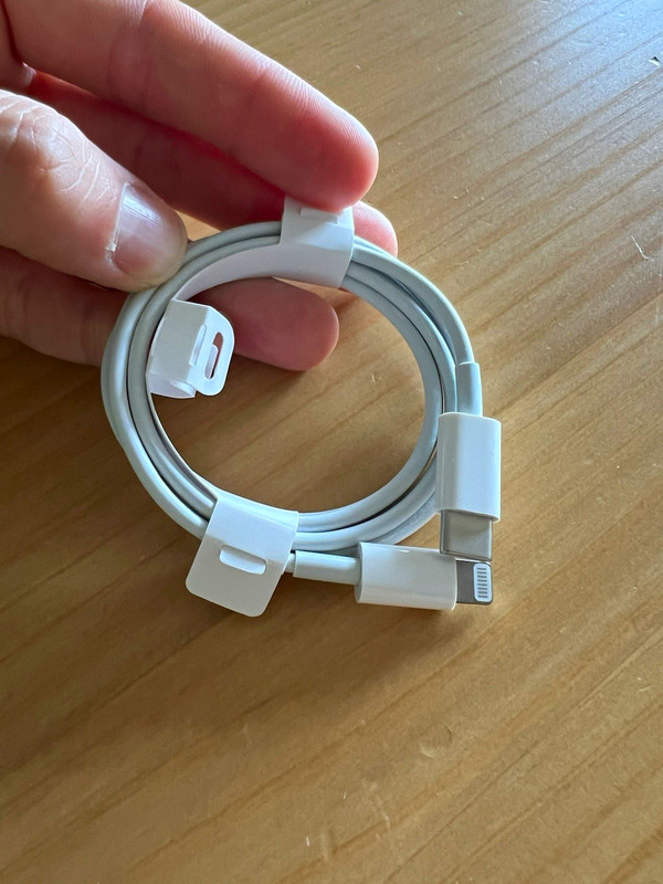 Apple USB-C to Lightning Cable (1m)