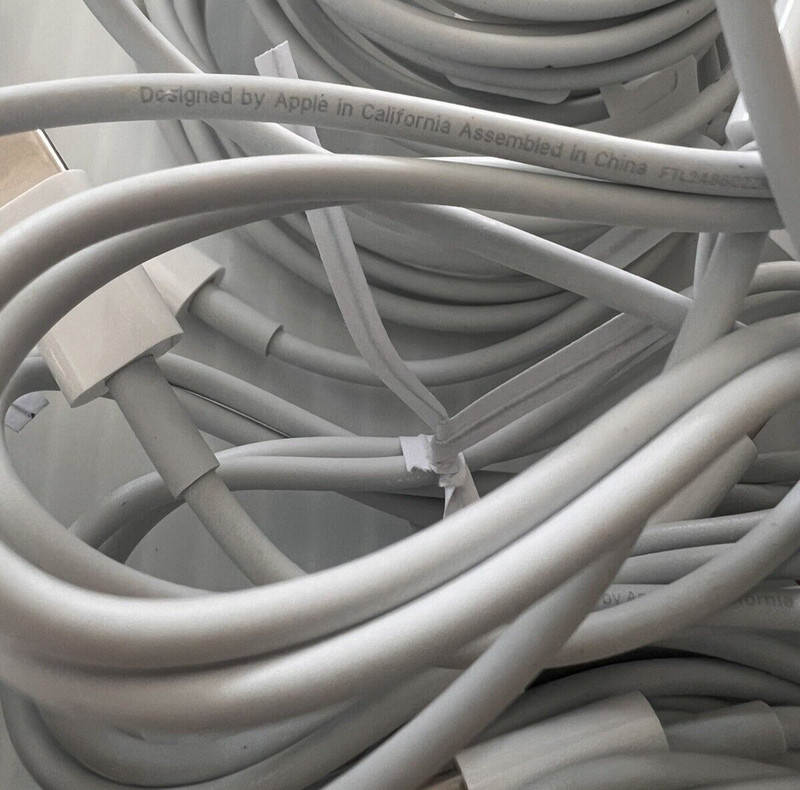 Lot of 10 Genuine Apple‎ USB-C to Lightning Cables 3ft. Used gallery