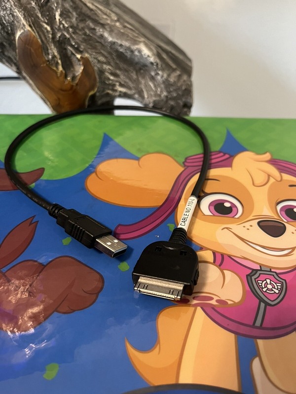 CABLE #110 USB For iPhone 3 And 4 Size 20 in gallery