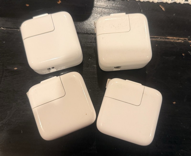 Lot of 4 Genuine Apple 10W & 12W USB Power Adapter Charger for iPhone iPad