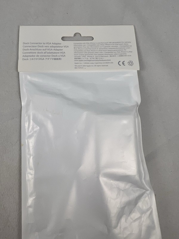 Apple Dock Connector to VGA Adapter A1368 30-Pin iPad iPhone NEW gallery