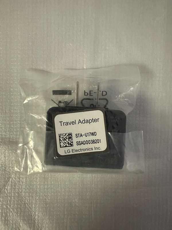 LG (STA-U17W) 5V 0.7A Travel Adapter for USB Devices – Black
