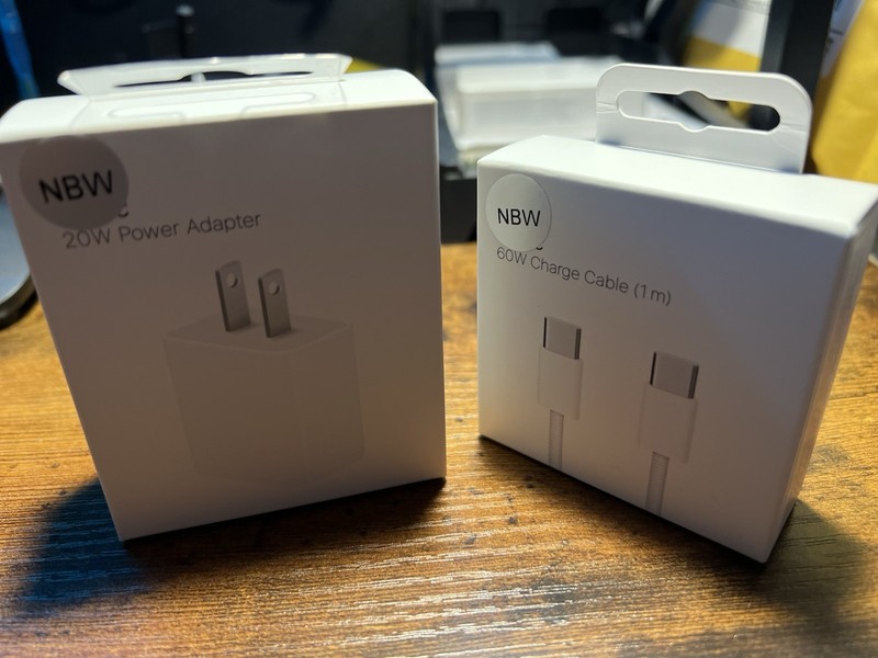 Cargador iPhne Origin@l 60w gallery