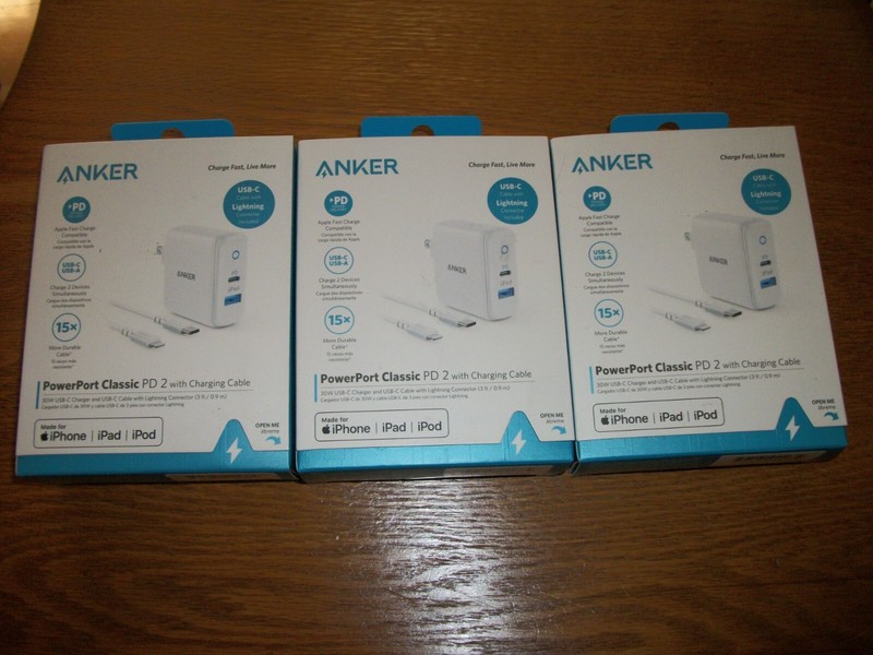 3-Anker Apple Fast Charge Power Port Classic PD 2 White 3' Charging Cable B2701