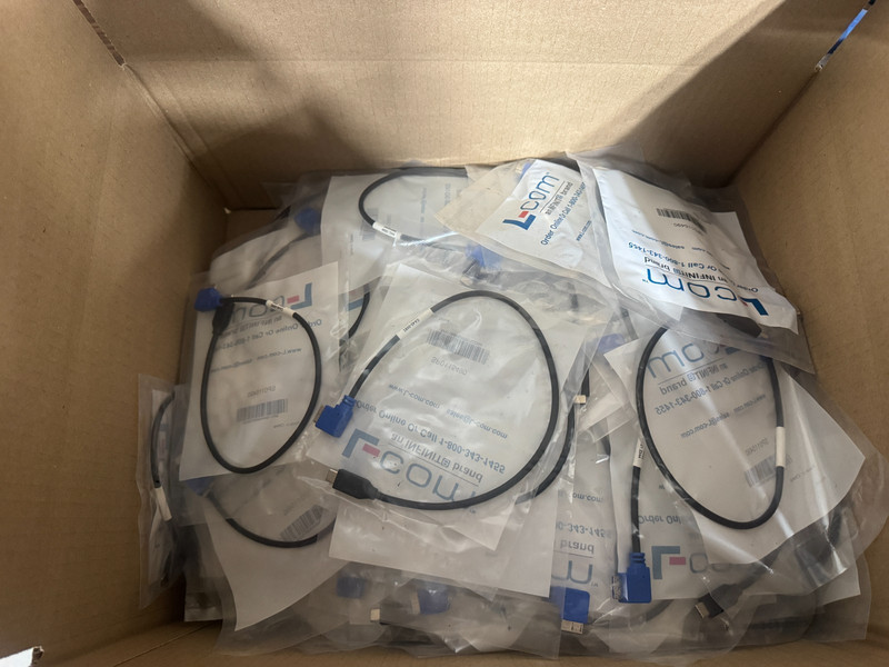 LOT 142 OEM Micro-B to USB/Type-C cable