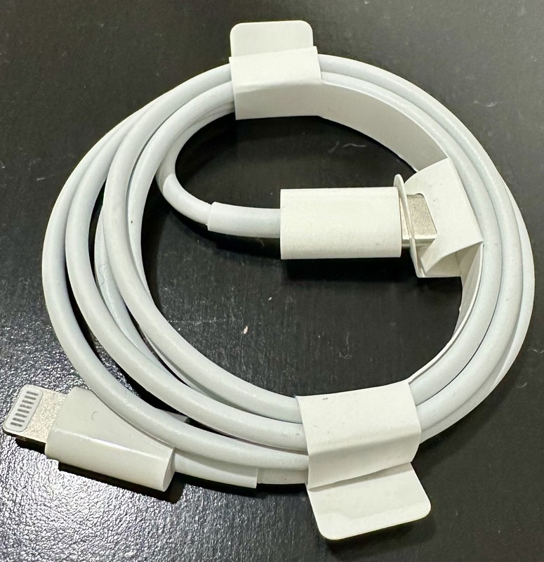 Apple iPhone Charger Cable C gallery