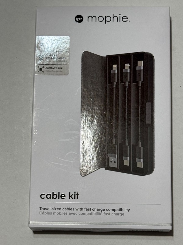 mophie Travel-Sized Fabric Cable Kit USB-C/USB-A/Lightning Charge MFI Certified