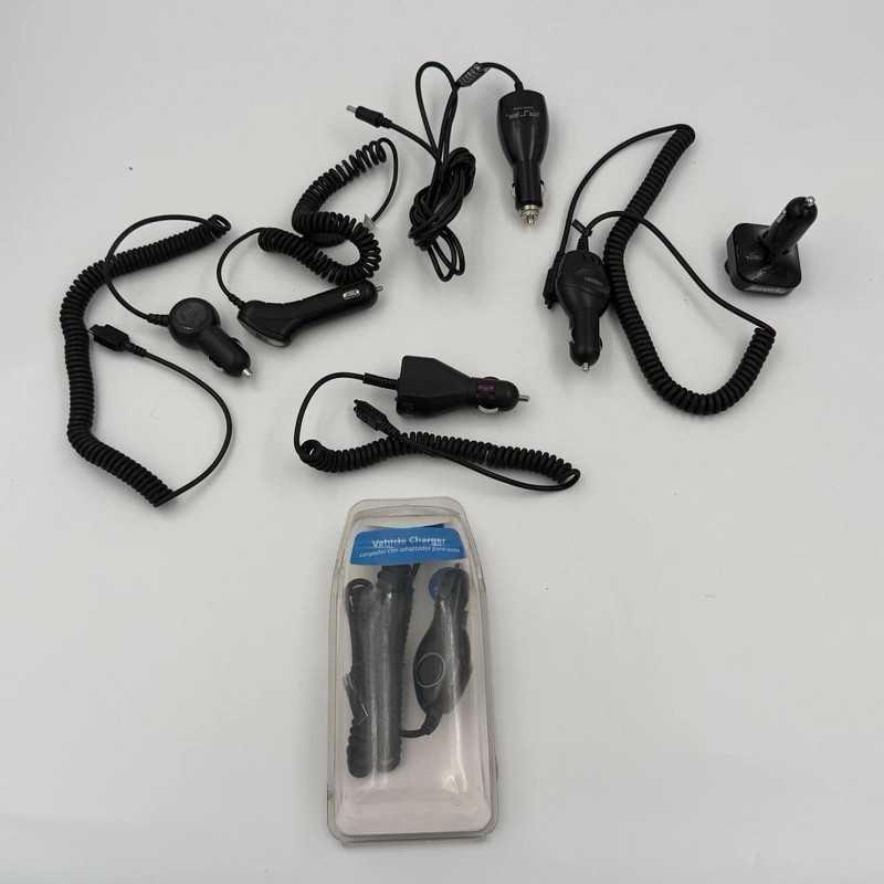 🔥 Lot of 8 Car Chargers Mixed Mini USB PSP Vehicle Adapters