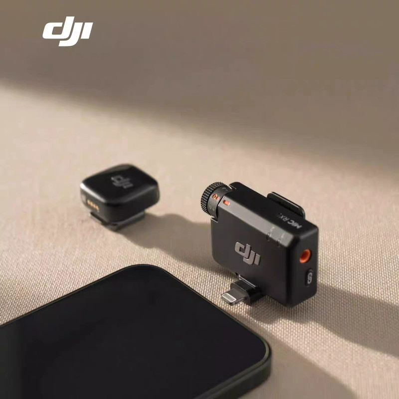 Original DJI Mic 2 Mobile Phone Adapter for iPhone 14/13/12/11/XS MAX/XR/8/7/6 gallery