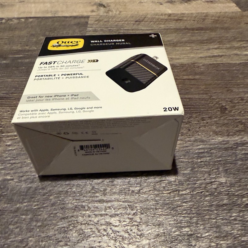 OtterBox USB-C C Fast Charge Wall Charger 20W Black APPLE SAMSUNG UNIVERSAL NEW gallery