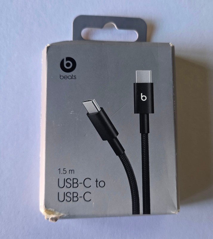 NEW Original Black Apple Beats USB-C to USB-C 1.5m (5ft) Woven Cable MDGA4LL/A