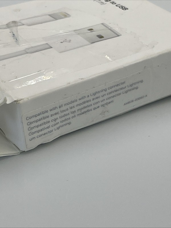 Genuine Apple 1M (3.3') USB to Lightning Charging Cable A1480 (MXLY2AM/A) gallery