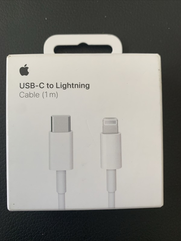 Authentic Apple MUQ93AM/A 3.3 Foot/1m USB-C to Lightning Cable - NEW SEALED