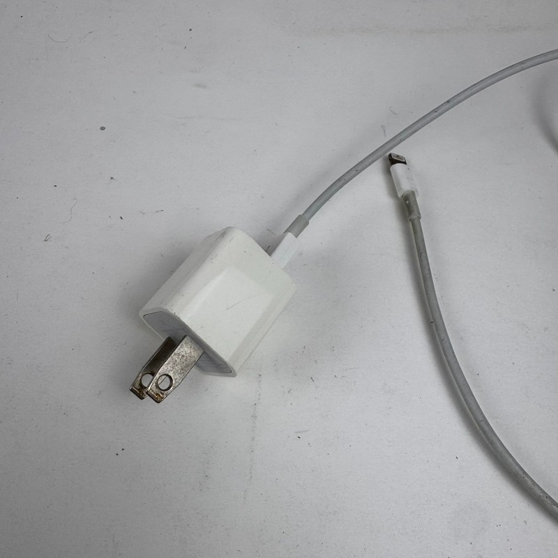Genuine Apple 5W USB Power Adapter Wall Charger A1385 with Lightning Cable OEM gallery