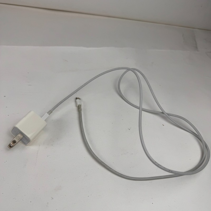 Genuine Apple 5W USB Power Adapter Wall Charger A1385 with Lightning Cable OEM gallery