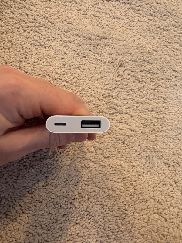 Apple MK0W2AM/A Lightning to USB 3 Camera Adapter, 2-Port, White gallery
